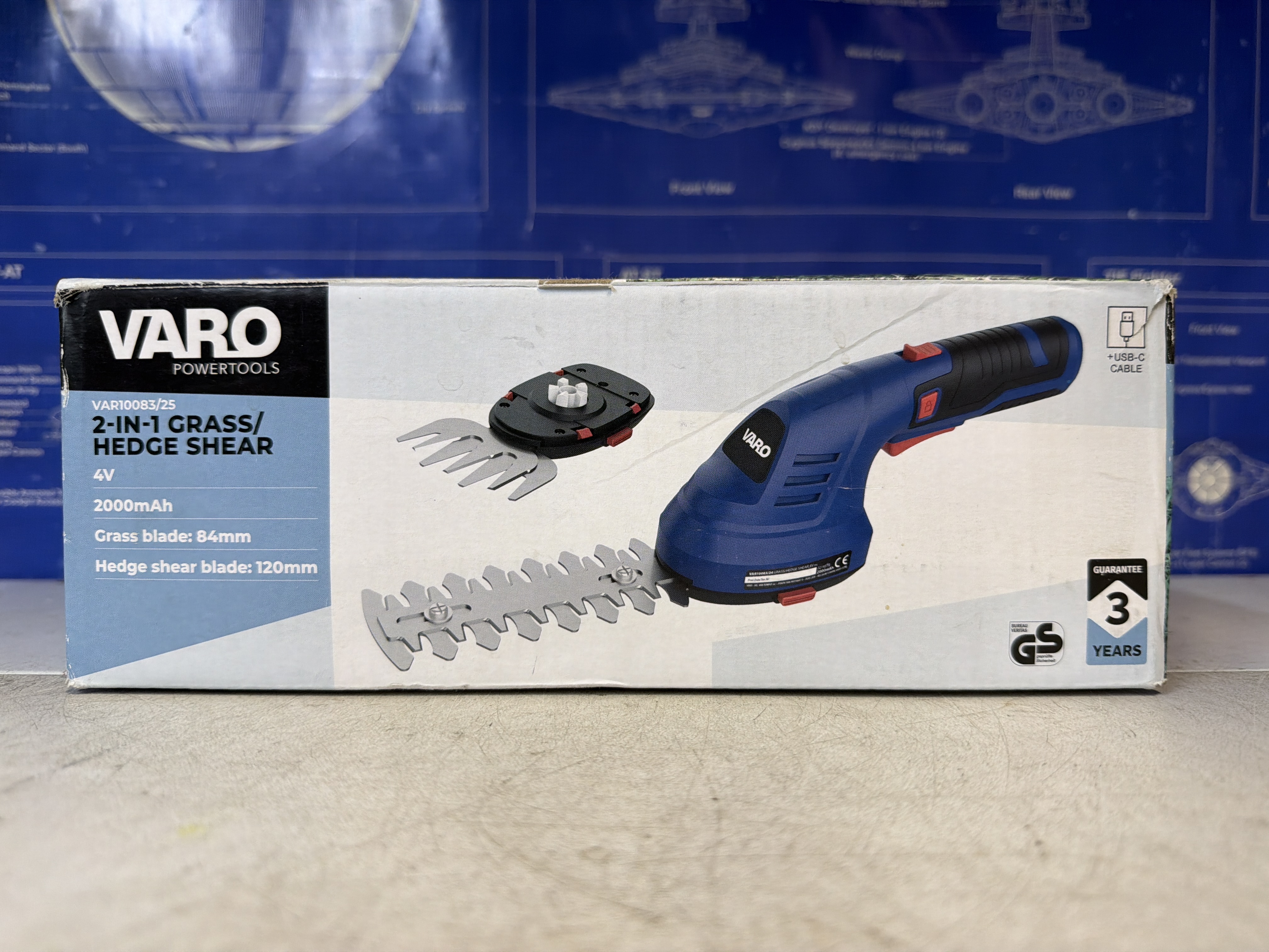 Varo VAR10083/25 cisaille à gazon et taille-haie 2 en 1 4V