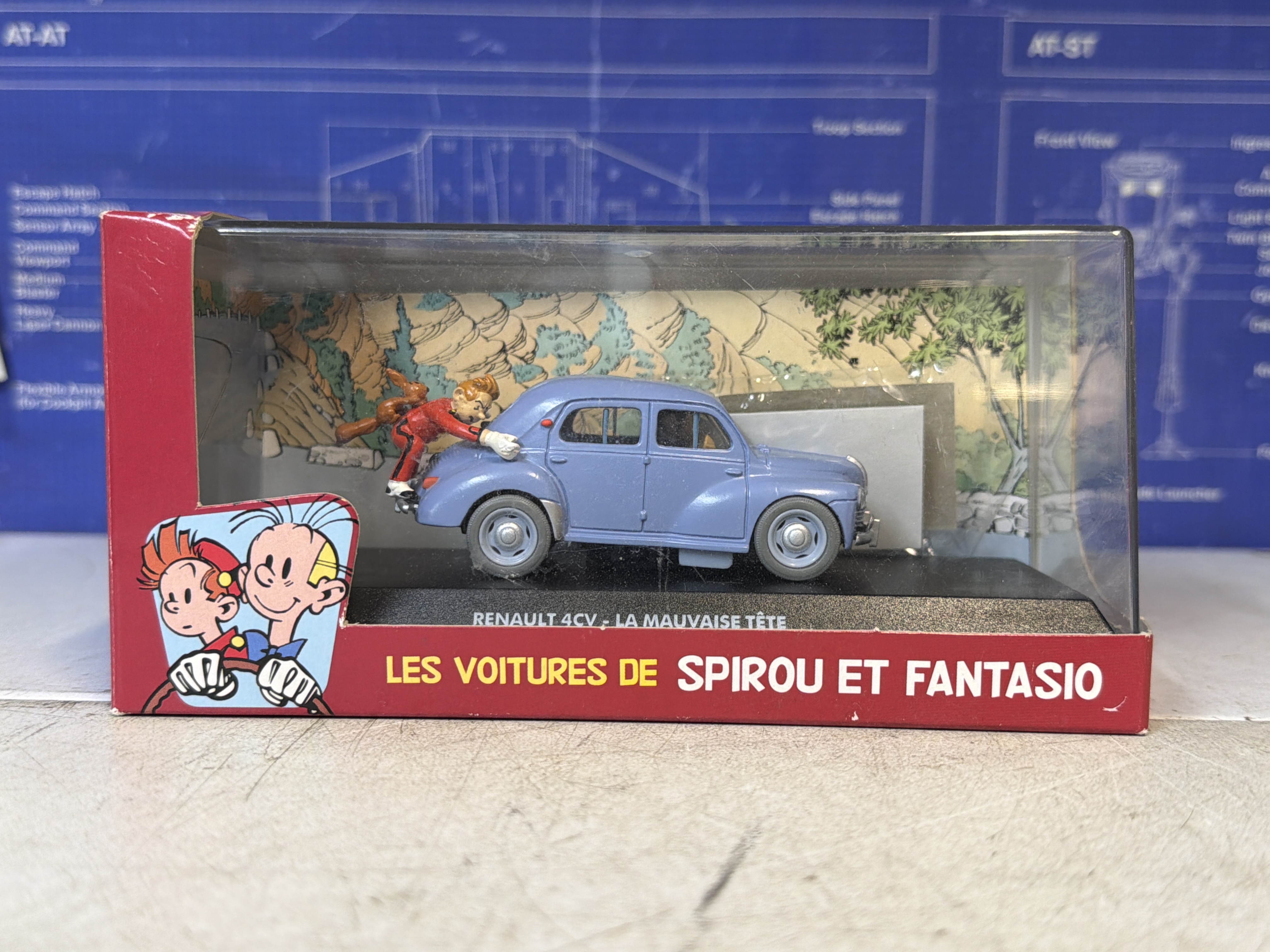 Renault 4CV La Mauvaise Tête - Les voitures de Spirou et Fantasio