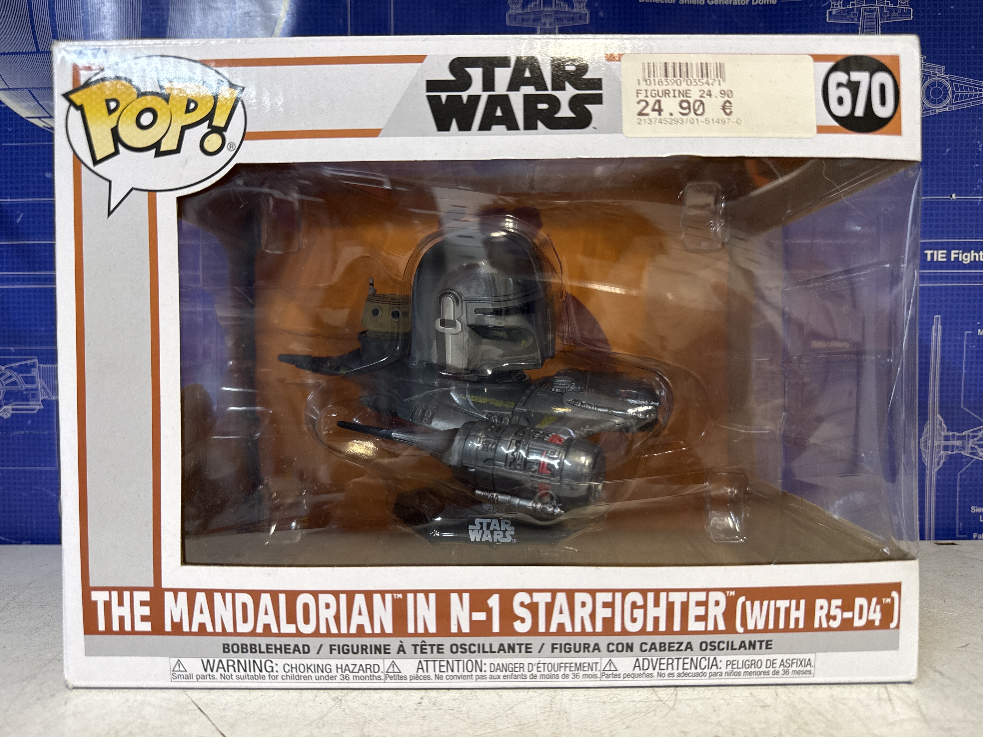 Funko Pop! Star Wars #670 - The Mandalorian in N-1 Starfighter (with R5-D4)