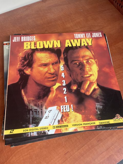 Blown Away LaserDisc version française