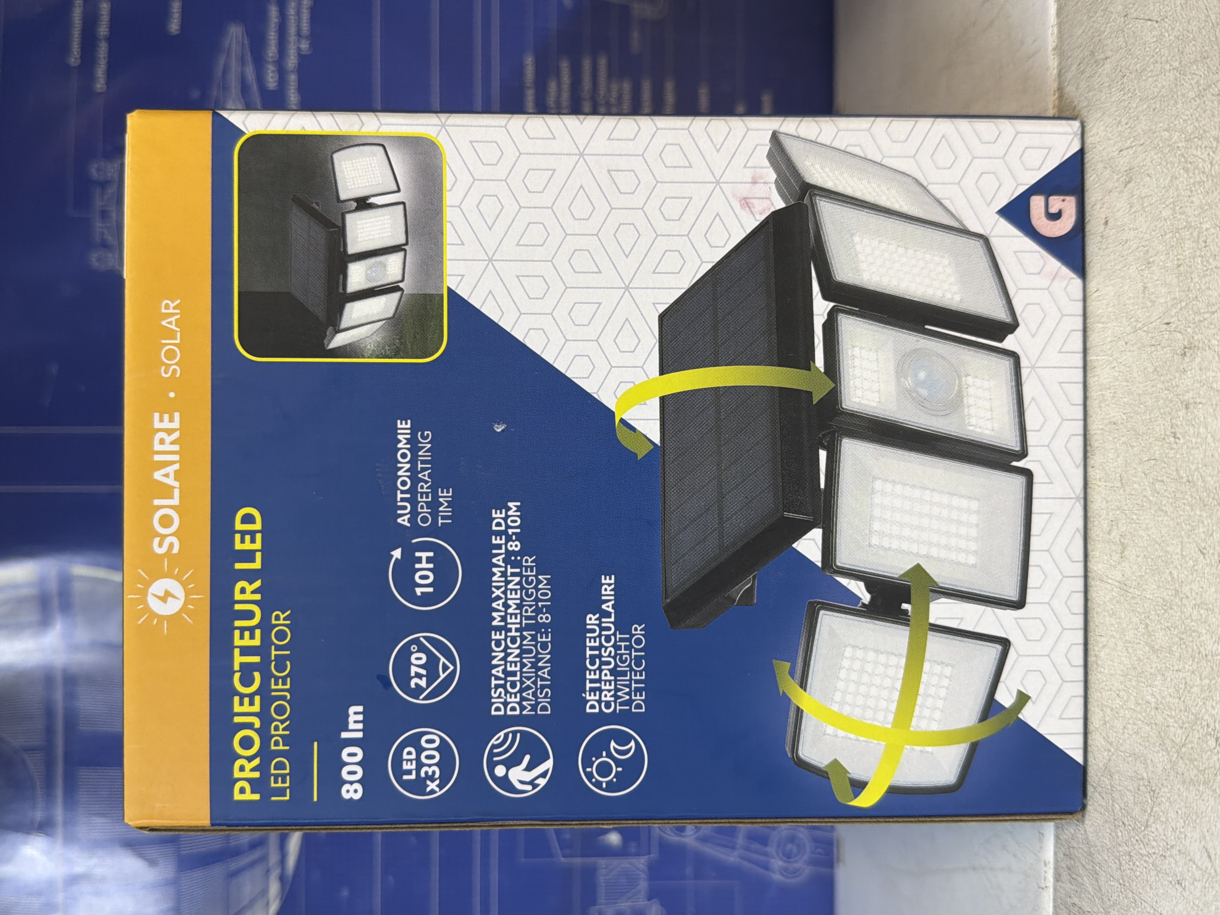 Projecteur LED solaire 800 lm 3 têtes orientables