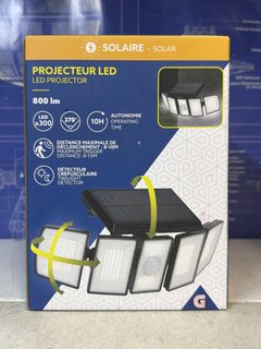 Projecteur LED solaire 800 lm 3 têtes orientables