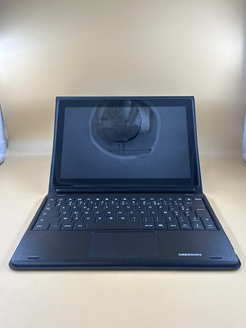 Tablette Medion LifeTab E10814 10 pouces avec housse clavier