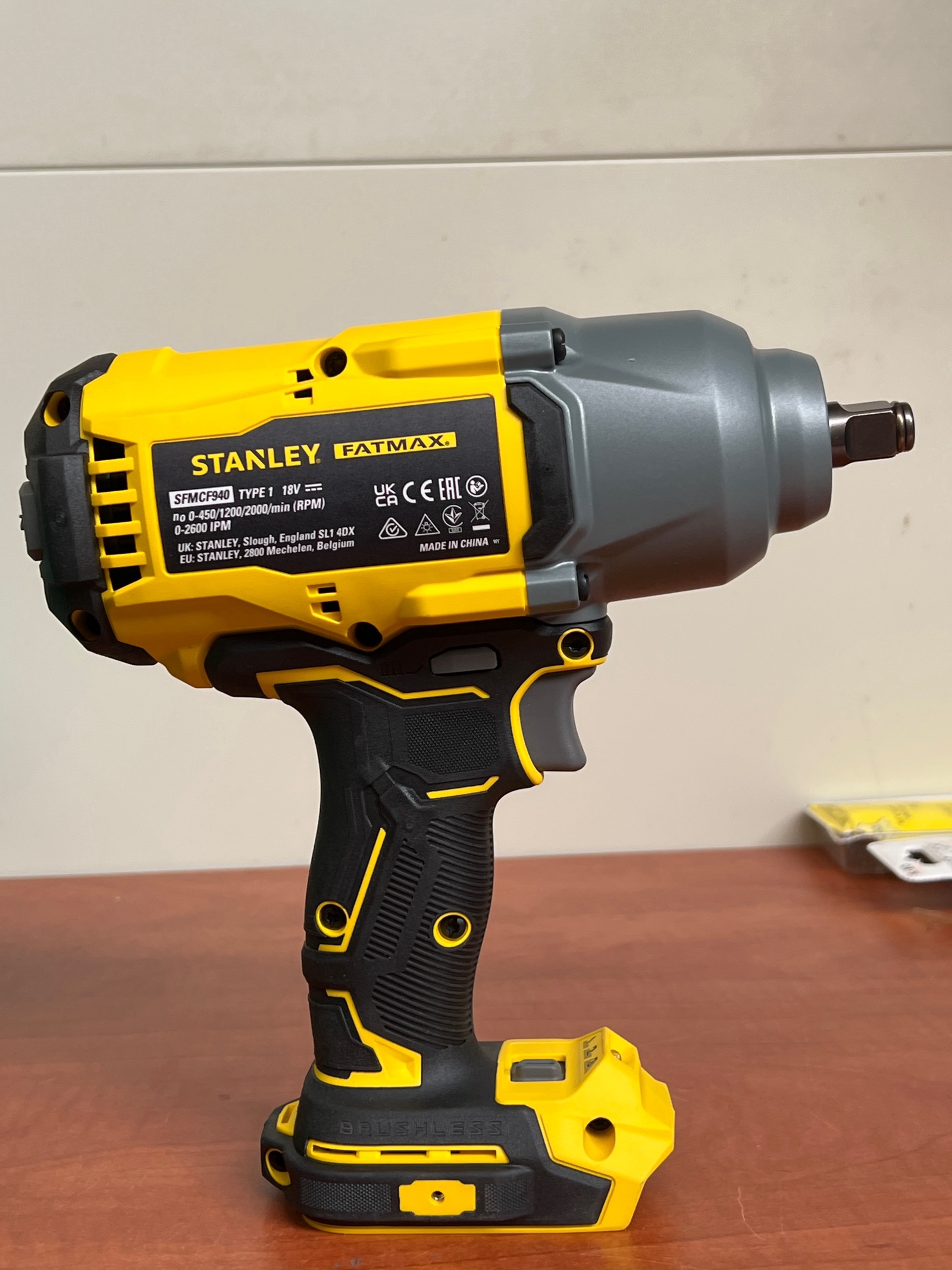 Clé à chocs sans fil Stanley Fatmax V20 Brushless — photo 2