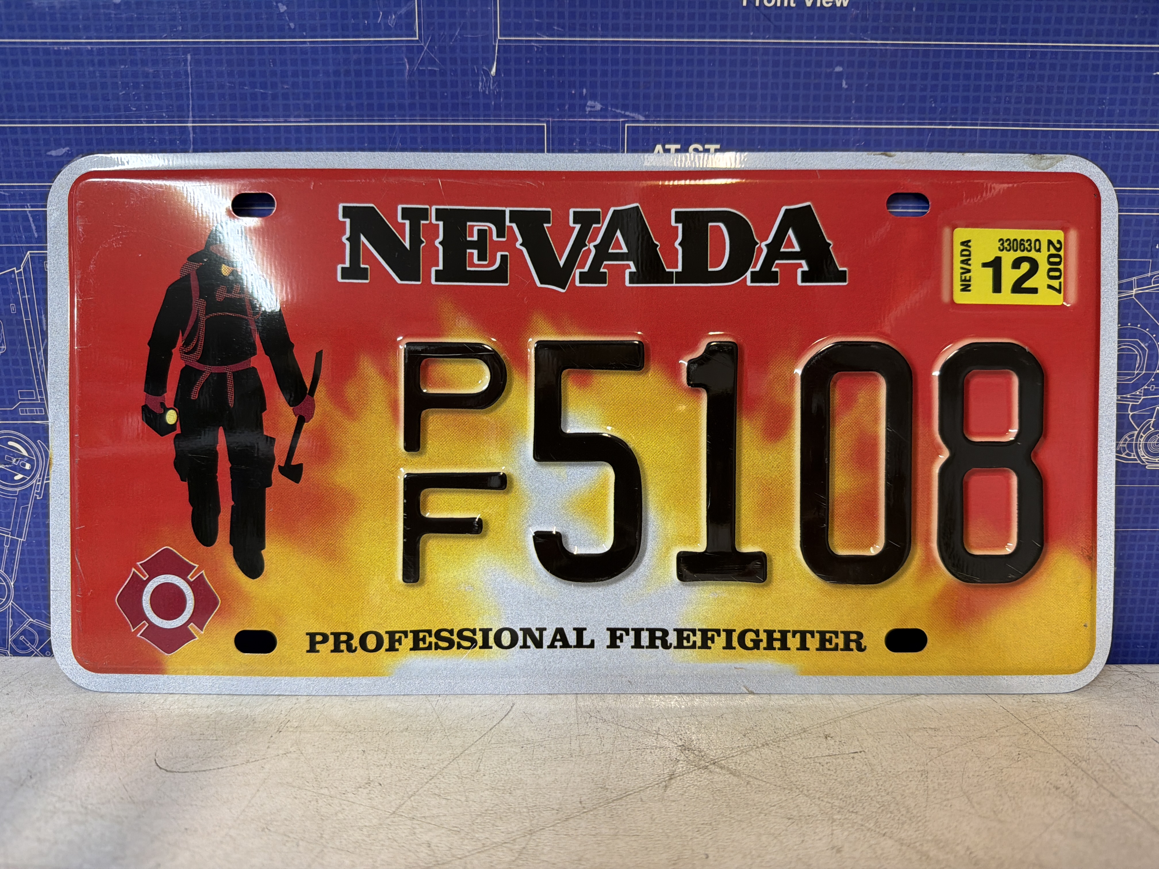 Plaque d'immatriculation Nevada "Professional Firefighter" PF 5108