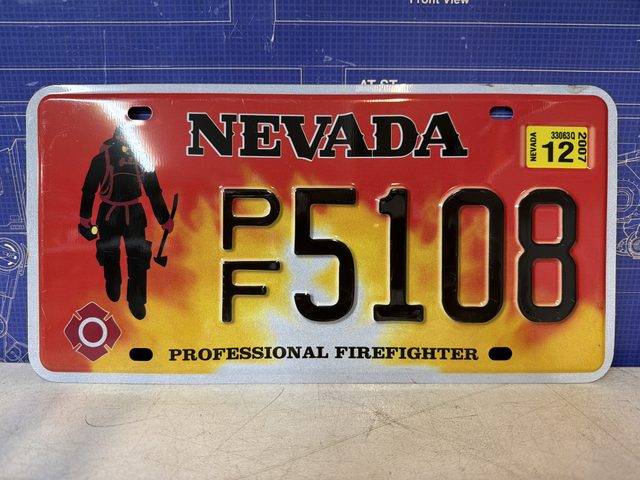 Plaque d'immatriculation Nevada "Professional Firefighter" PF 5108