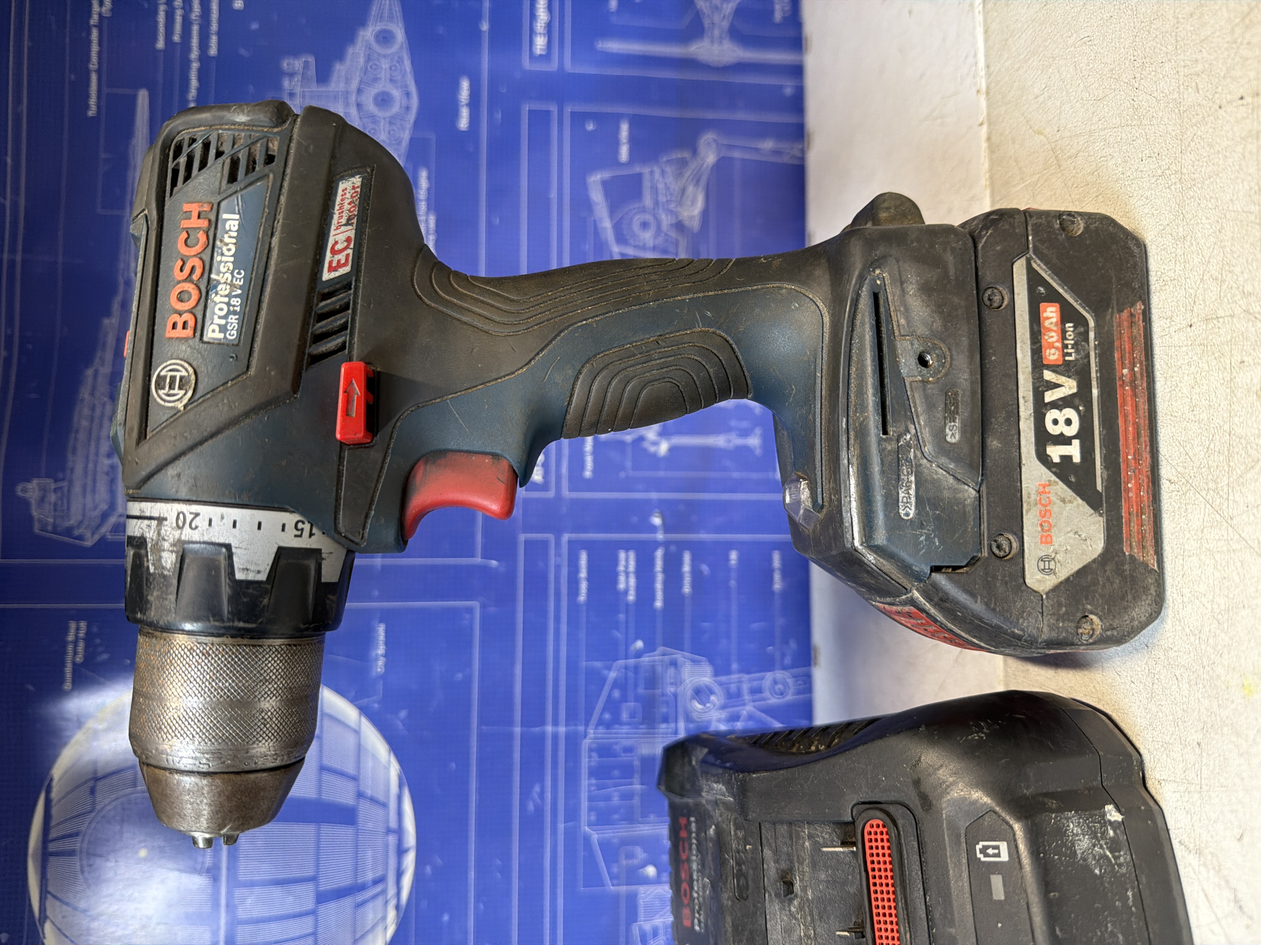 Perceuse-visseuse Bosch Professional GSR 18 V-EC avec batterie et chargeur — photo 2