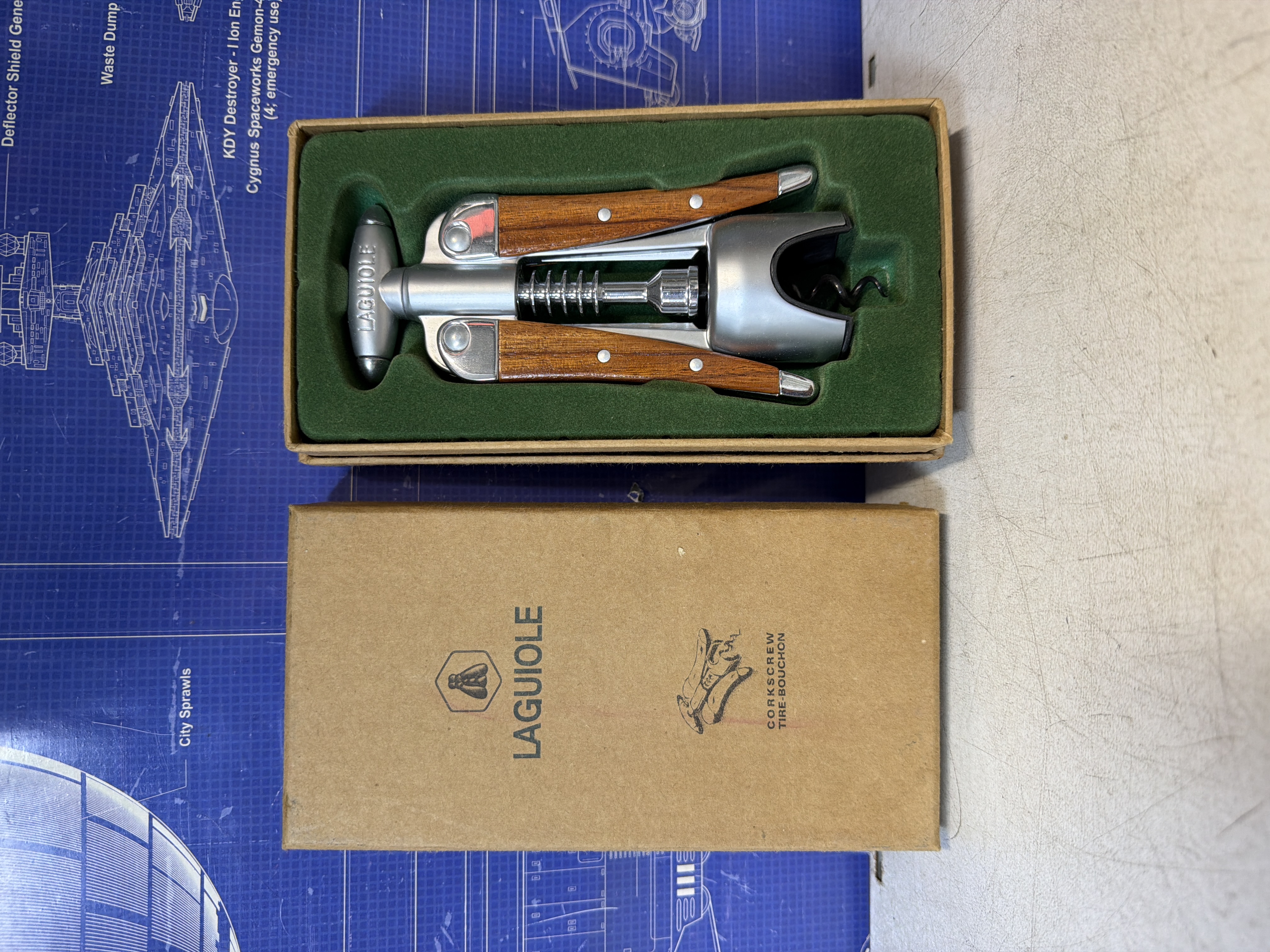 Tire-bouchon Laguiole à levier avec coffret