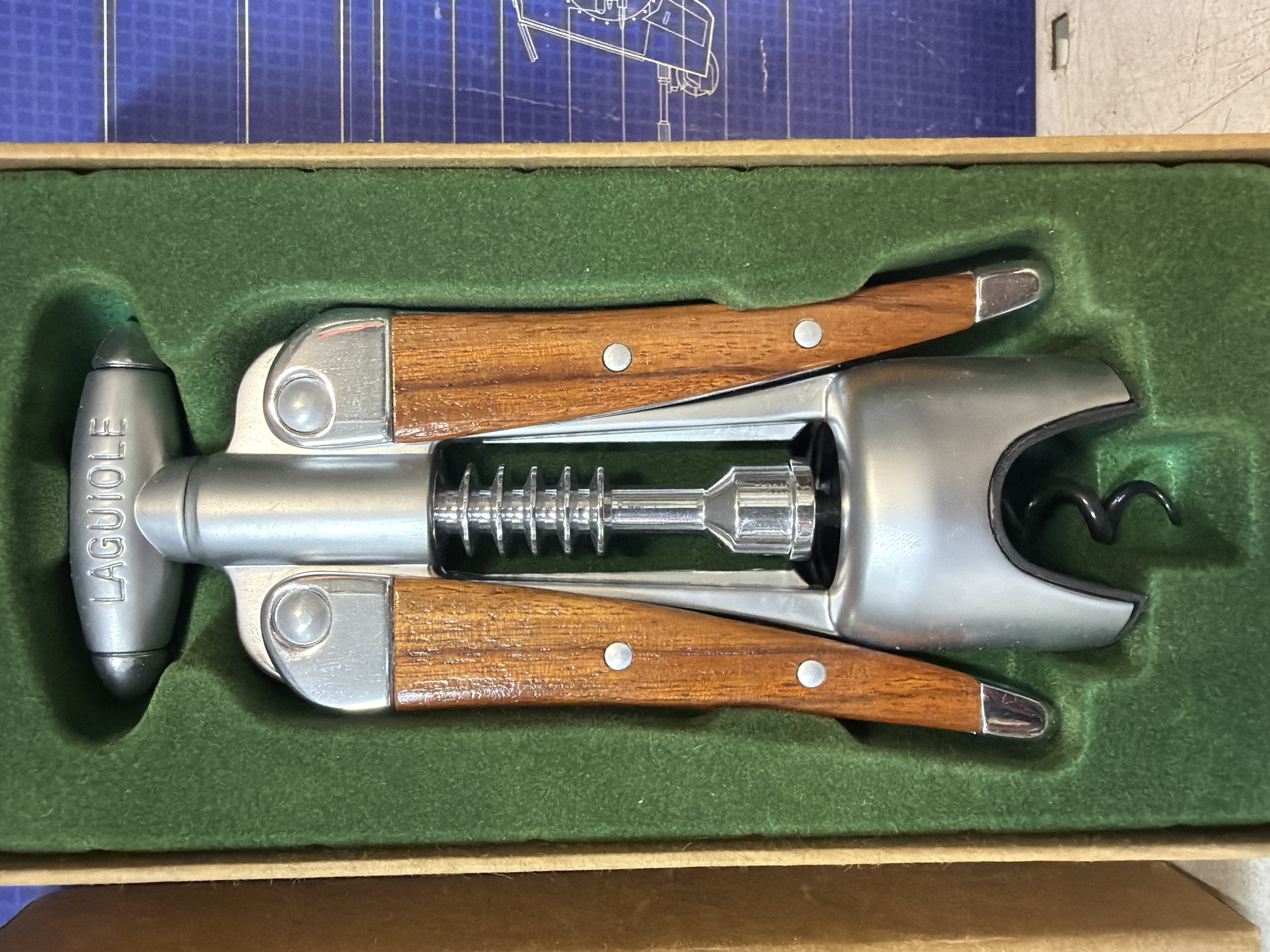 Tire-bouchon Laguiole à levier avec coffret — photo 2
