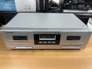 Double lecteur-enregistreur cassette avec tuner AM/FM