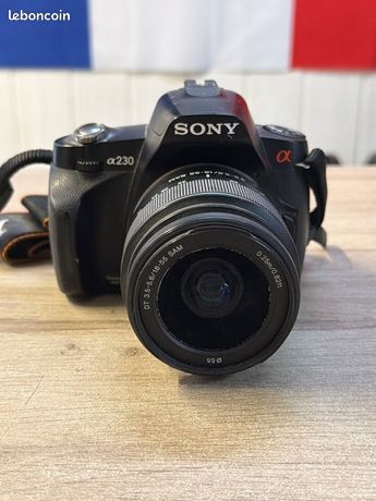 Appareil photo reflex Sony Alpha 230 avec objectif