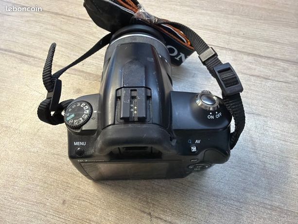 Appareil photo reflex Sony Alpha 230 avec objectif — photo 3