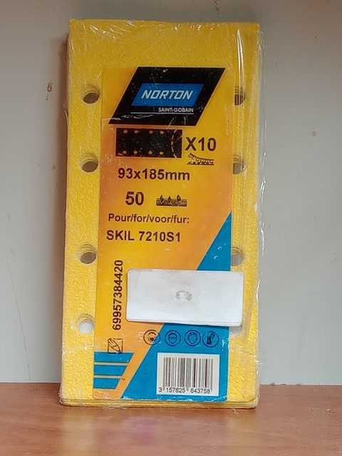 10 patins autogrippants SKIL 7210S1 93x185mm NORTON