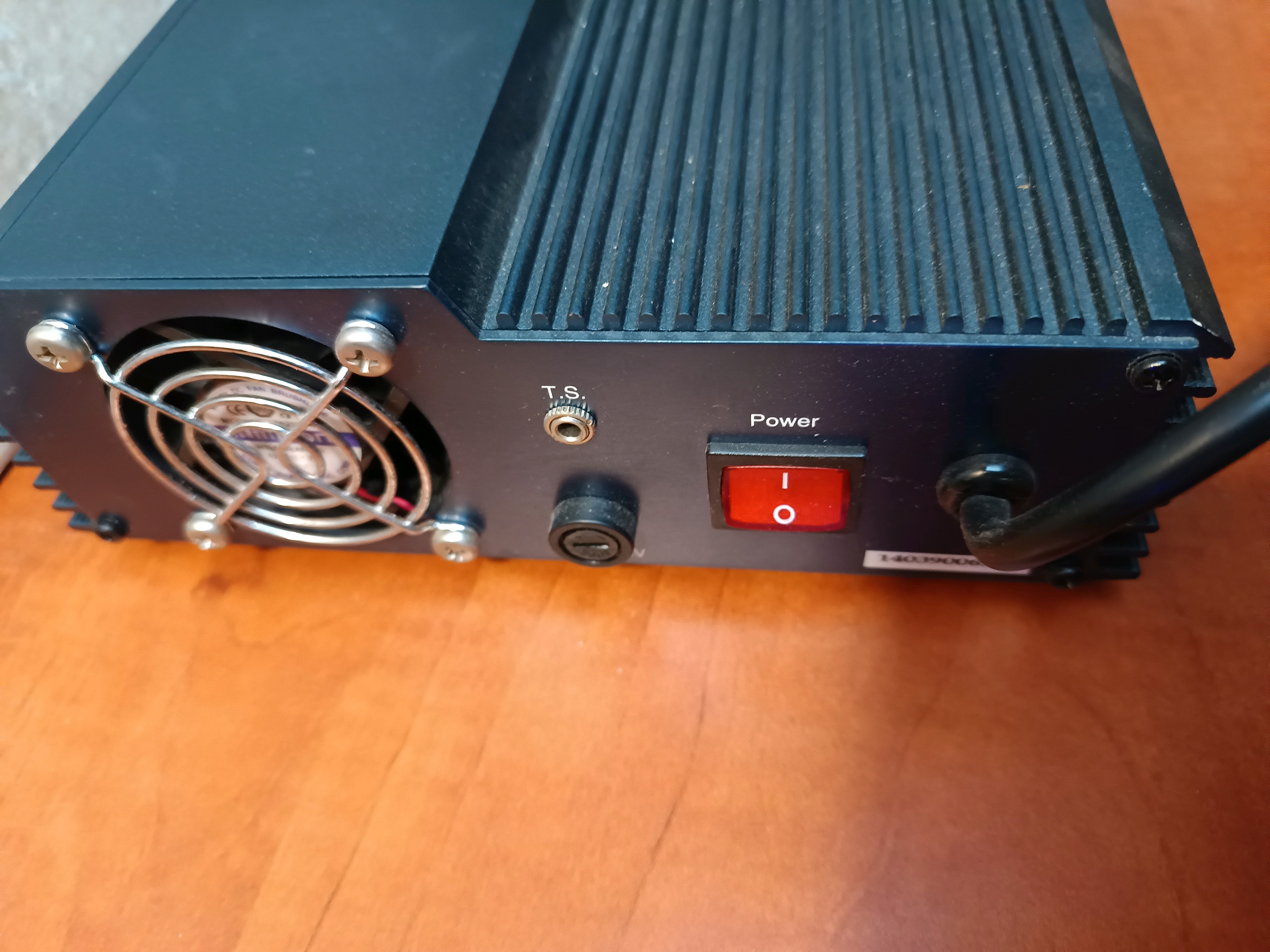 Chargeur de batterie WT-1225TC 25 A — photo 3