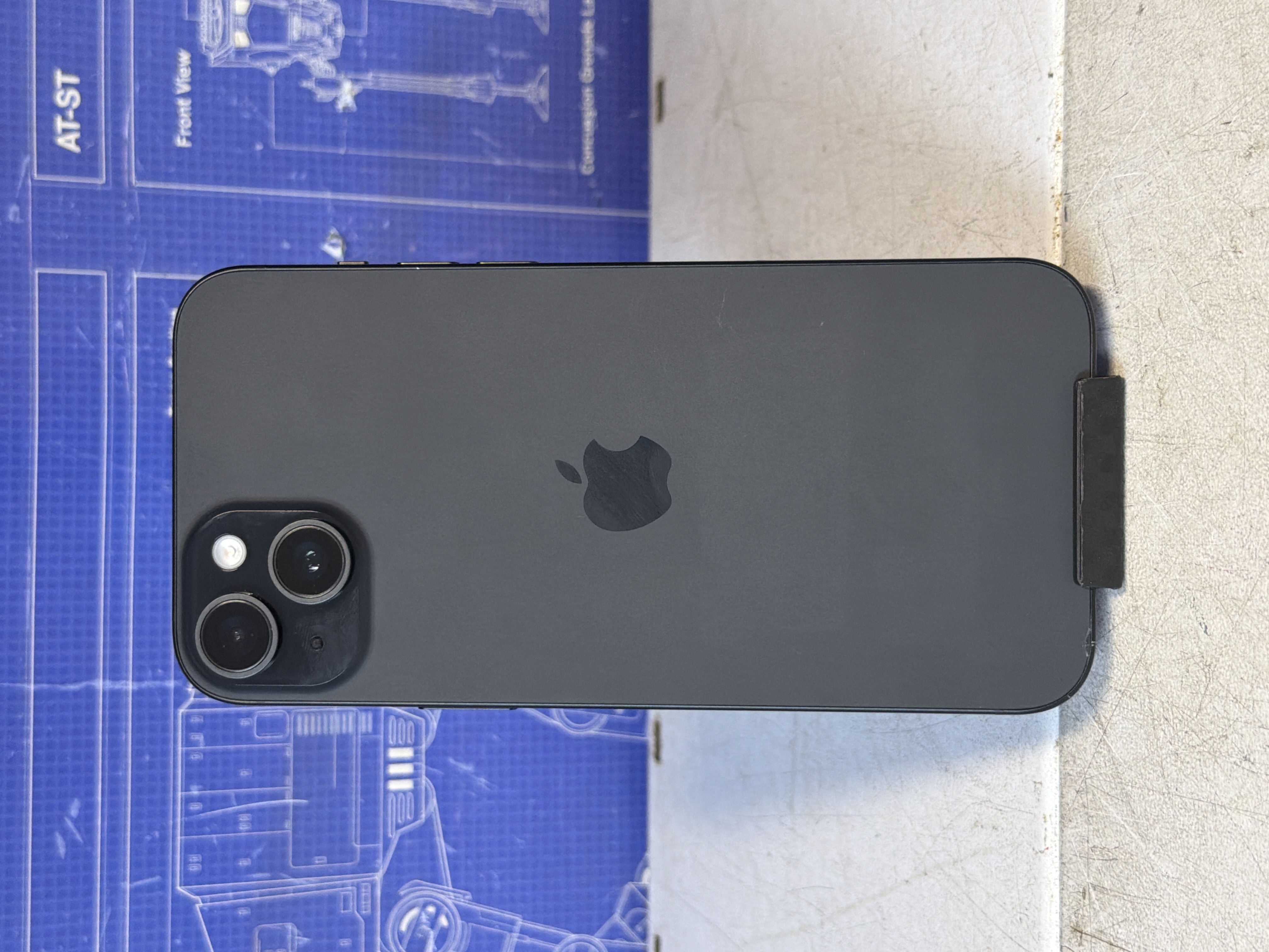 iPhone 15 Plus noir 128 Go