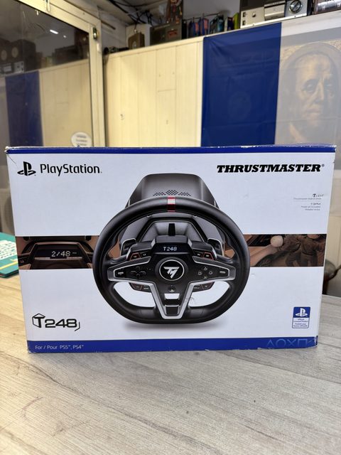 Volant Thrustmaster T248 pour PlayStation PS5 PS4