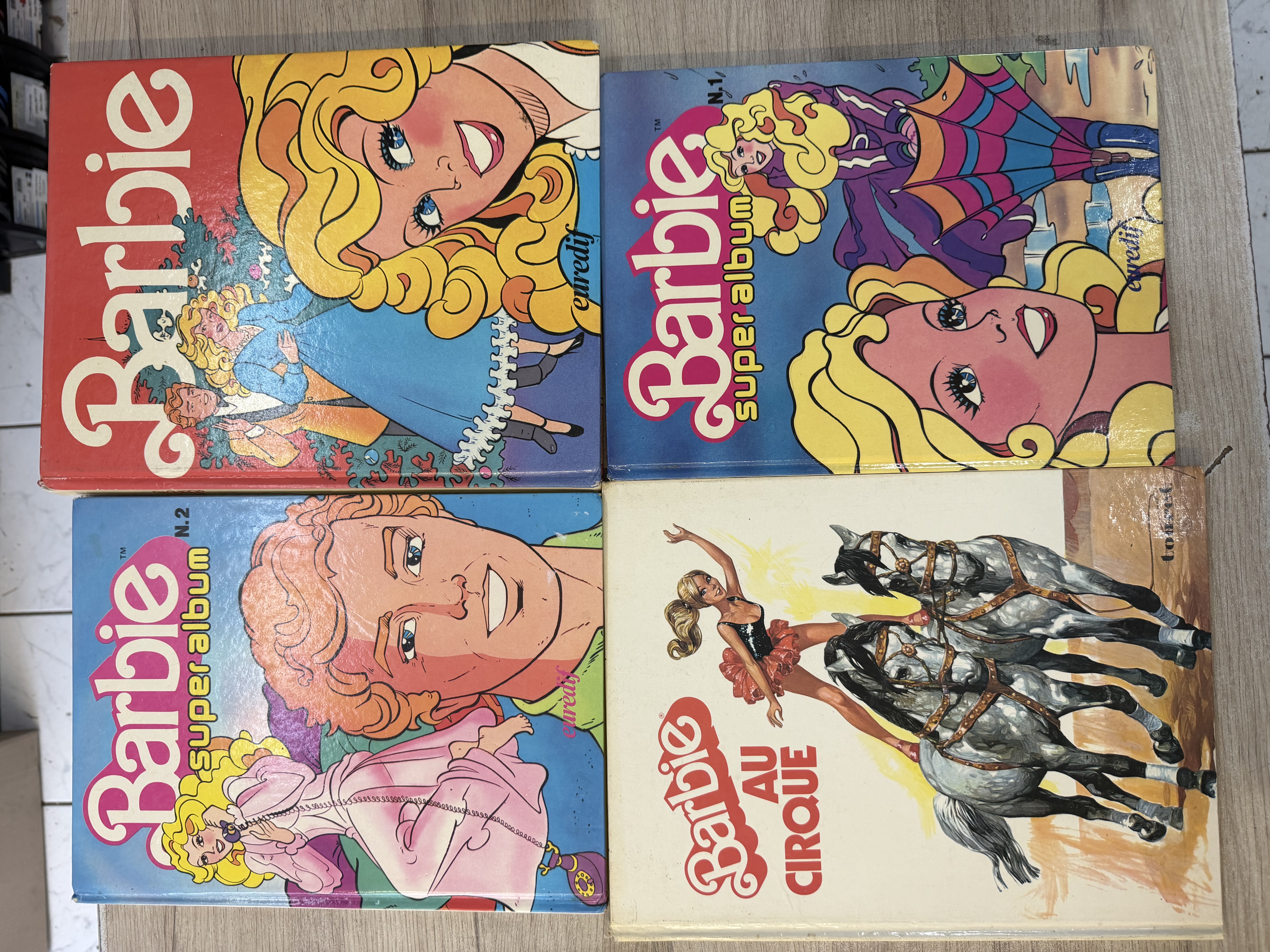 Lot de livres BD Barbie vintage Euredif années 80 - Super album n°1, Super album n°2, Cirque