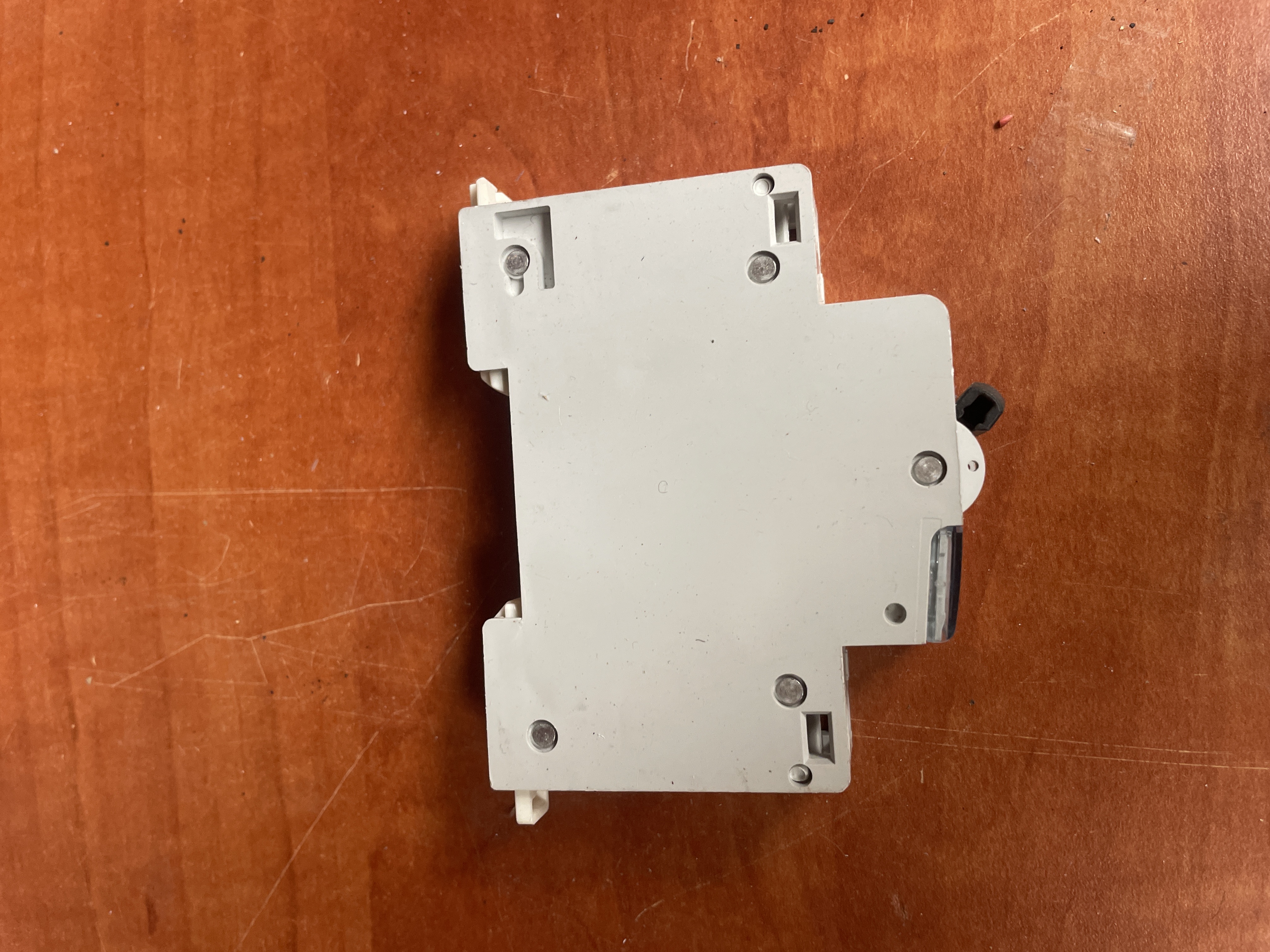 Disjoncteur Legrand C10 1P+N