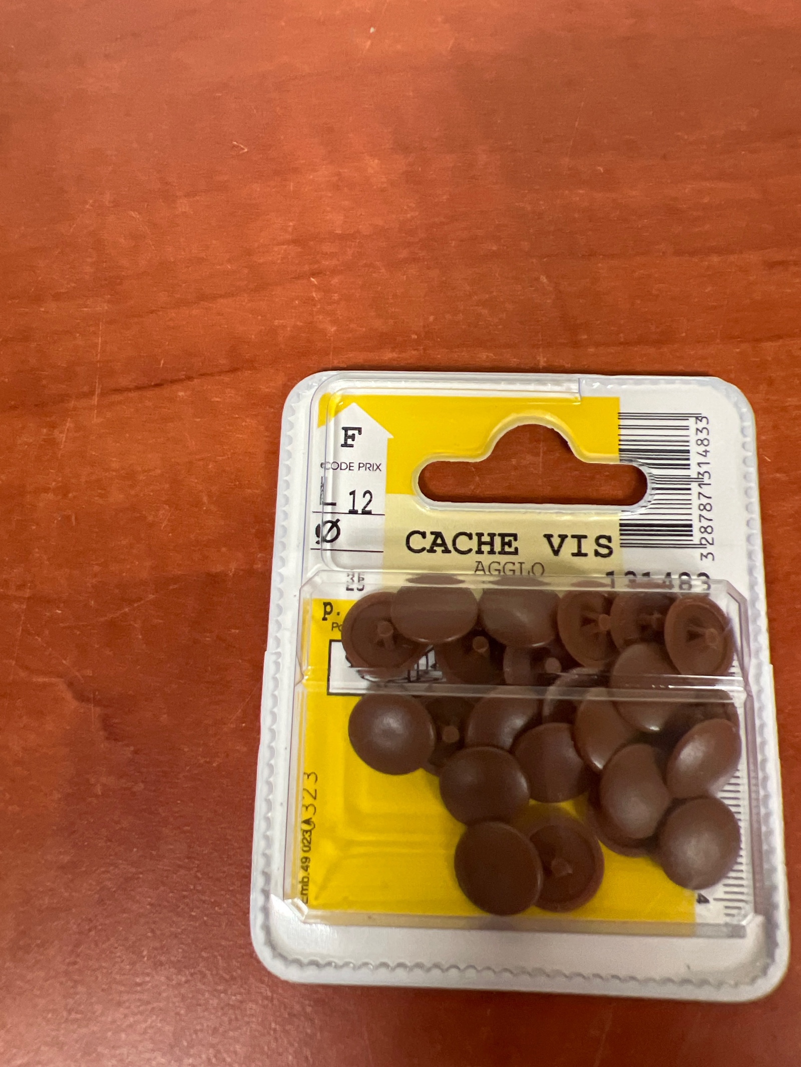 Cache-vis aggloméré marron