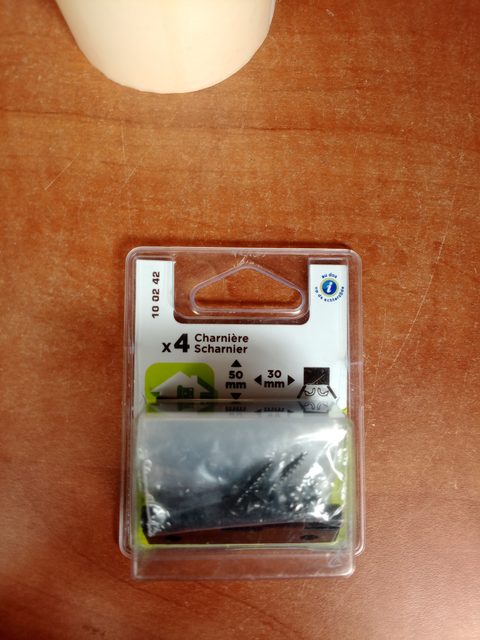 Lot de 4 charnières acier 50 x 30 mm