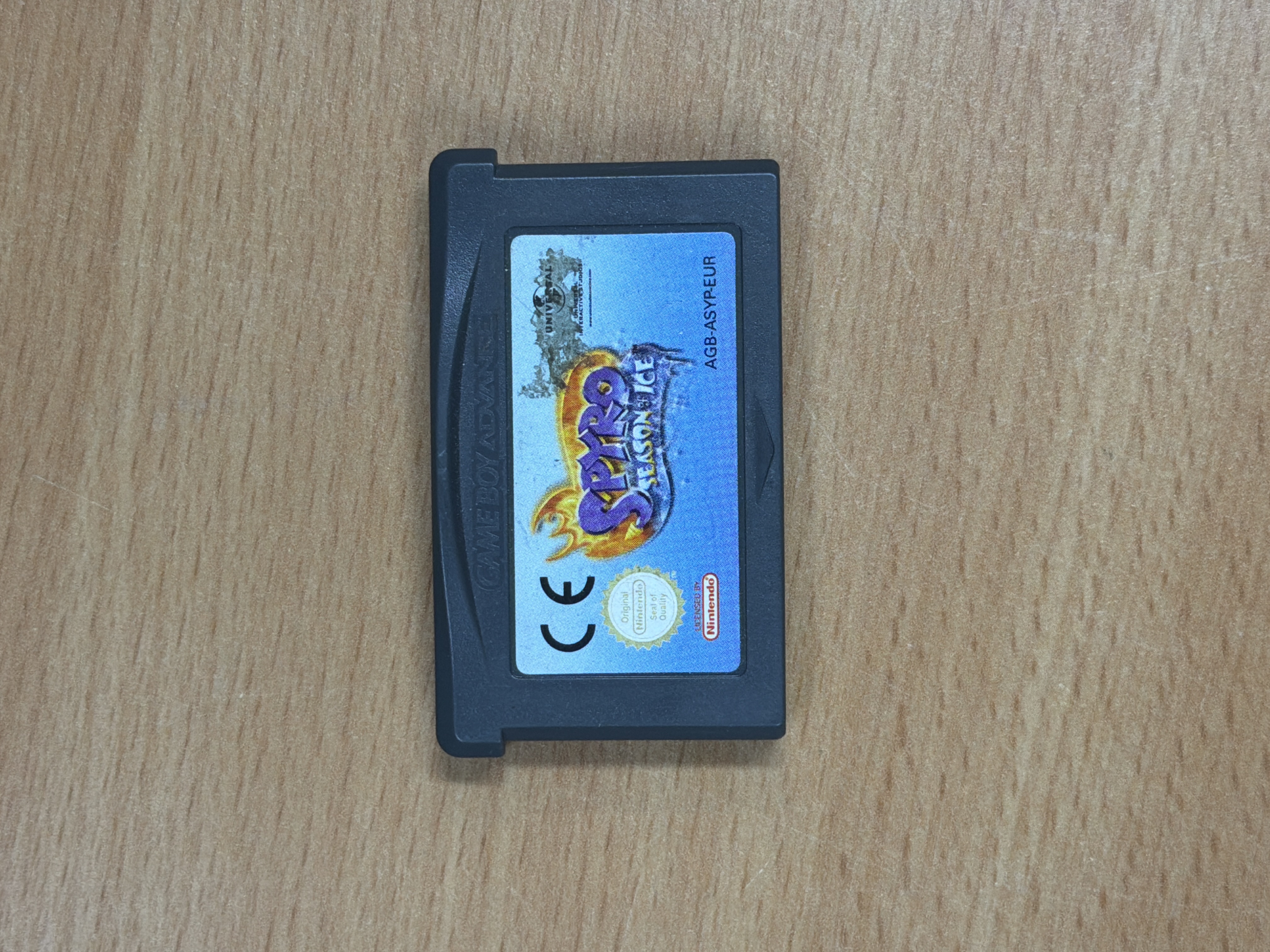 Spyro Season of Ice Game Boy Advance