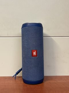 Enceinte Bluetooth portable JBL bleue FLIP 4