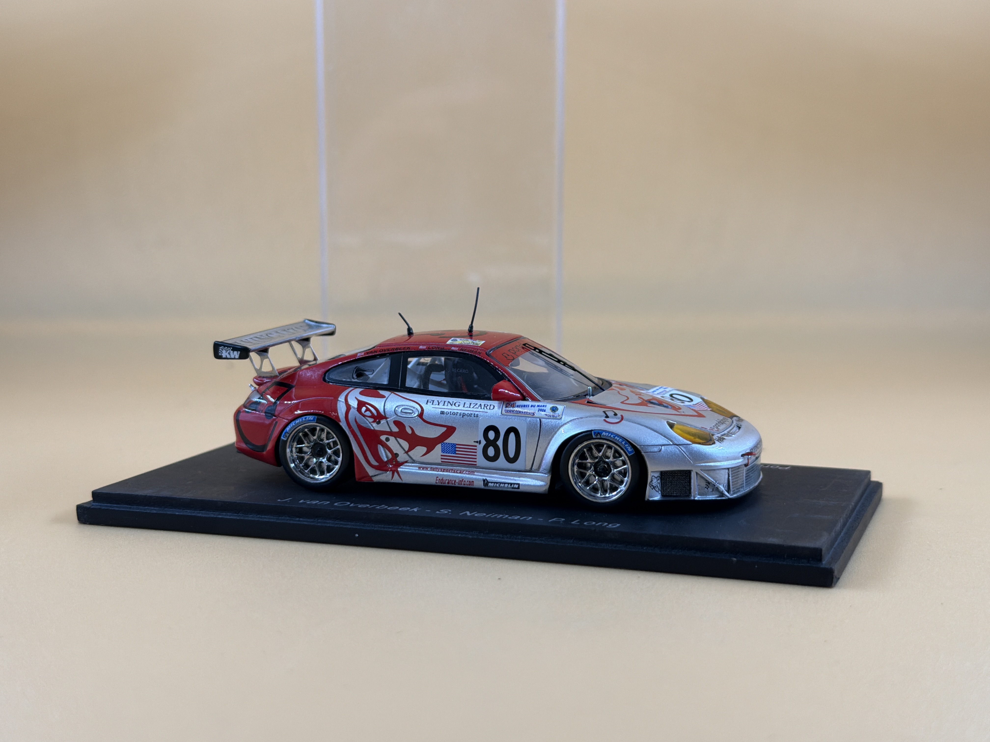 Miniature Porsche 996 GT3 RSR Flying Lizard Motorsports n°80 Le Mans 2006