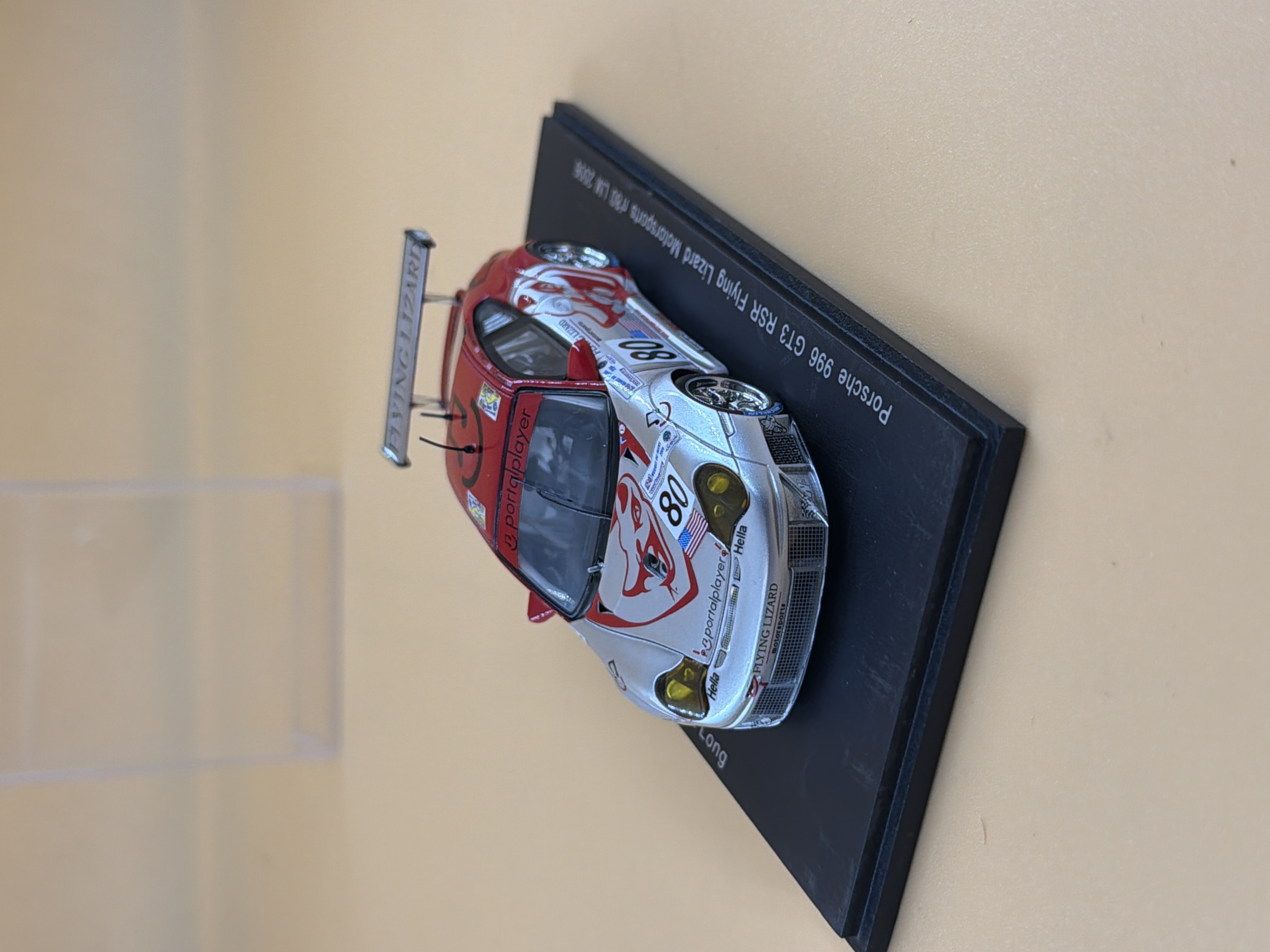 Miniature Porsche 996 GT3 RSR Flying Lizard Motorsports n°80 Le Mans 2006 — photo 2