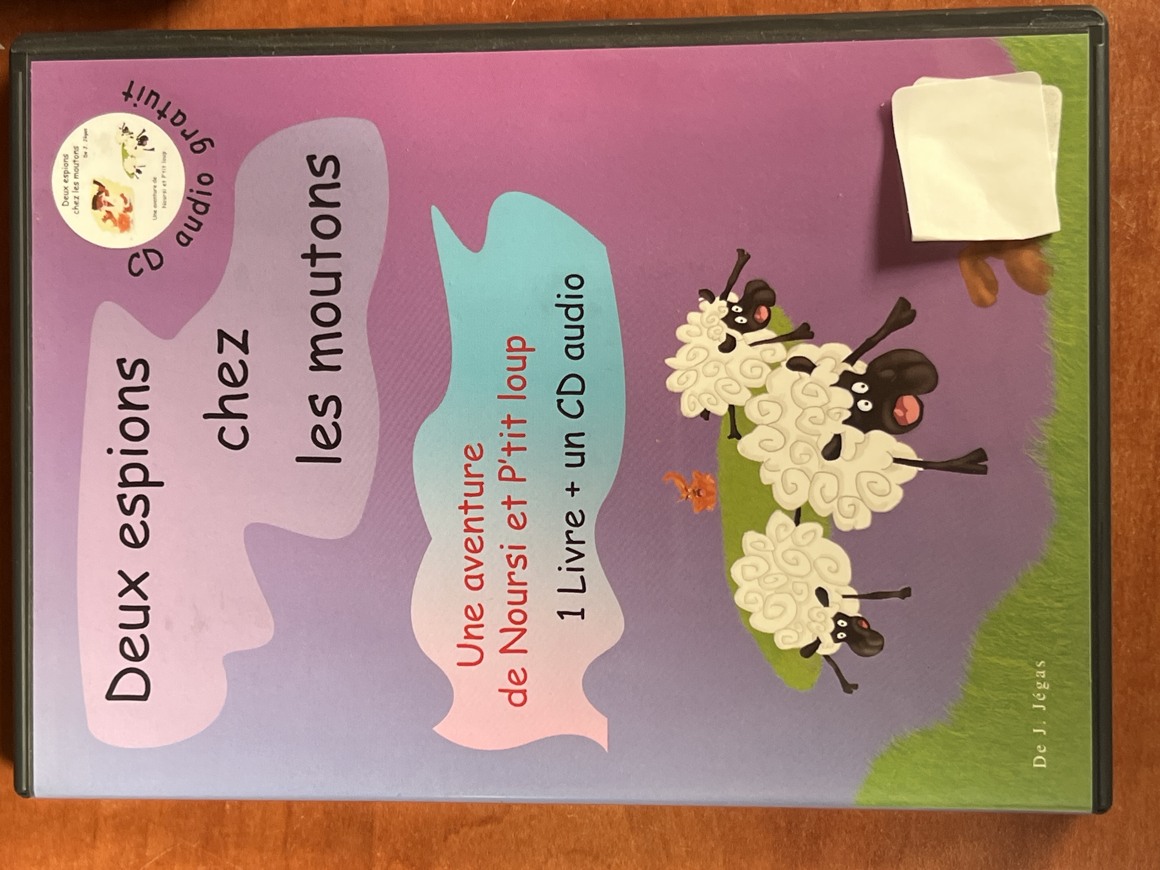 Deux Espons Chez Les Moutons