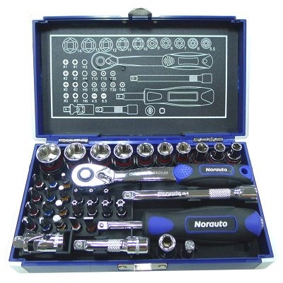 Coffret clé à cliquet carré 1/4'' + douilles 6 pans 5.5-14 mm et embouts NORAUTO 38 pièces