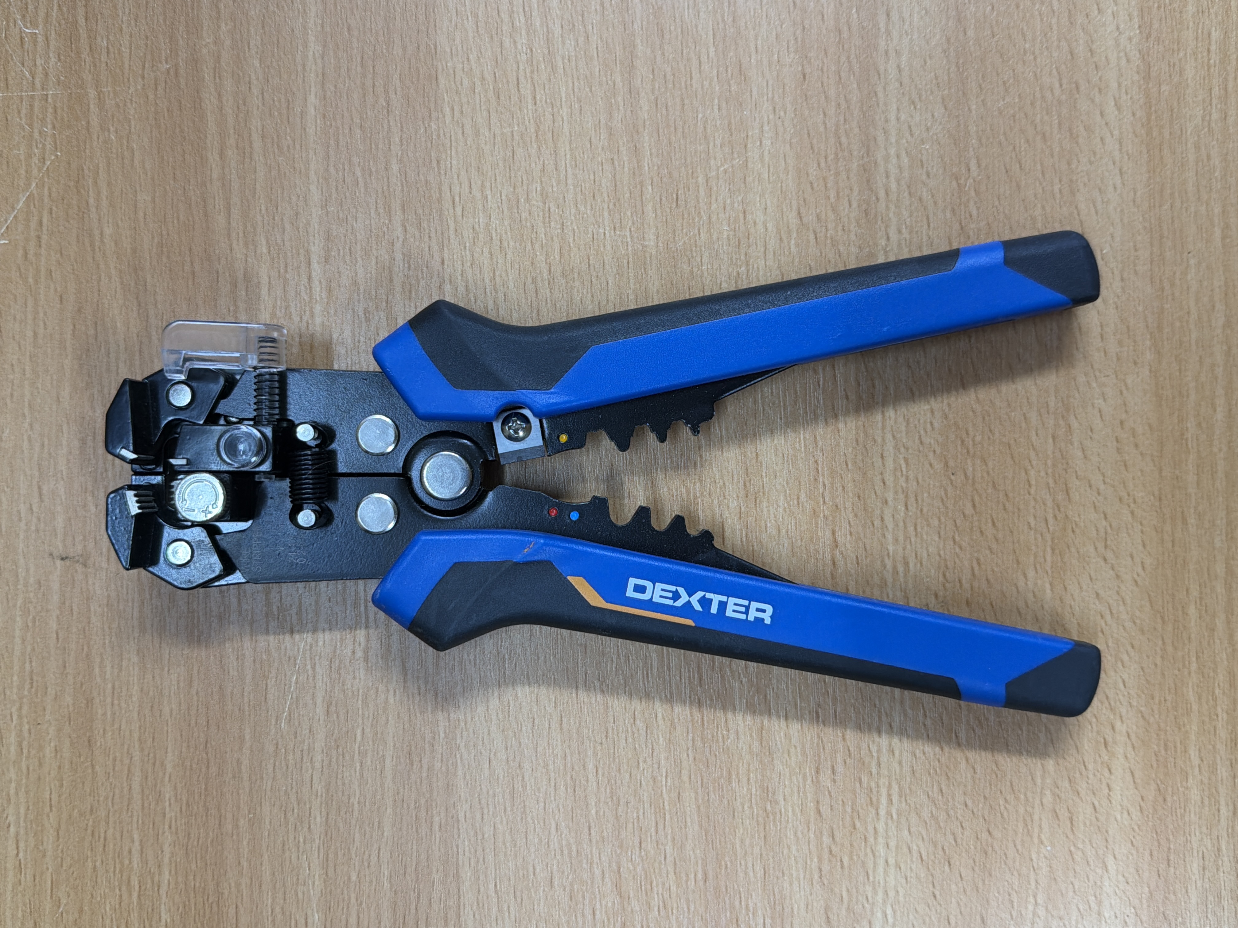 Pince à dénuder automatique Dexter 0,2 à 6 mm²