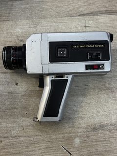 Caméra Super 8 Electric Zoom Reflex VS-500