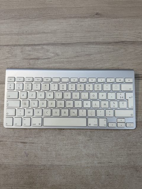 Clavier Apple A1314 sans fil Bluetooth
