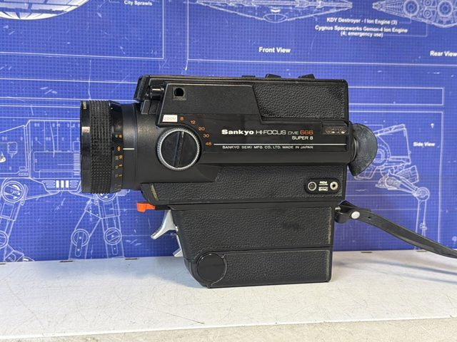 Caméra Sankyo Super CM 666 Super 8