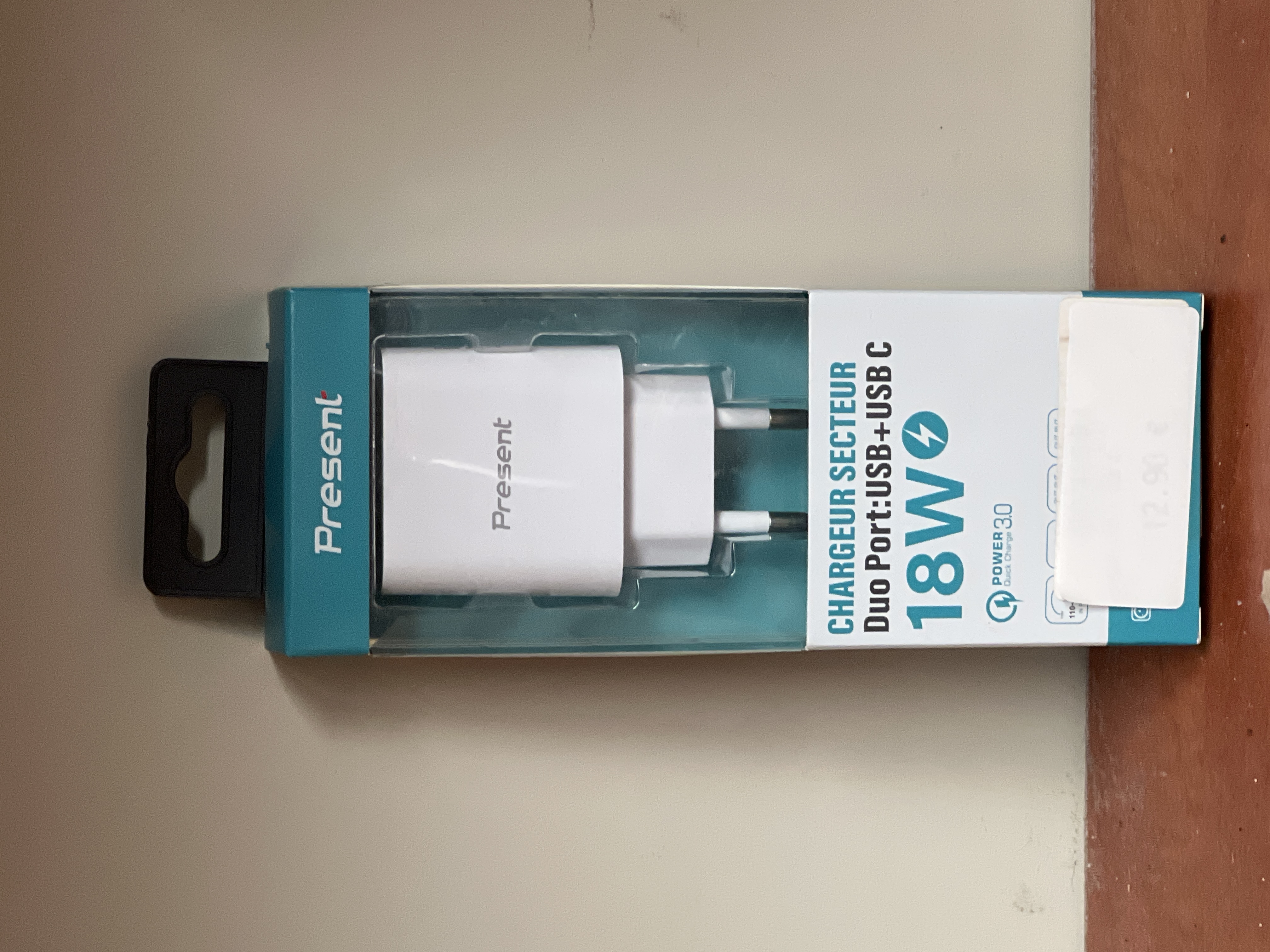 CHARGEUR SECTEUR DUO PORT USB + USB C 18W WATTS UTRLA RAPIDE BOOST PRESENT