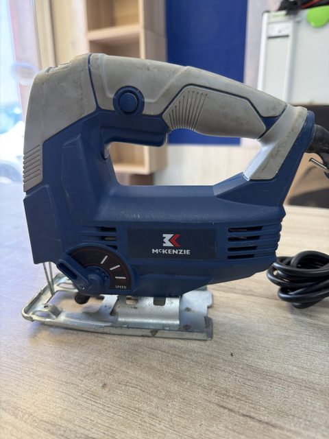 Scie sauteuse pendulaire McKenzie MK JS 80/1 550 W