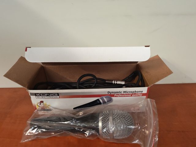 Microphone dynamique filaire König KN-MIC10 noir