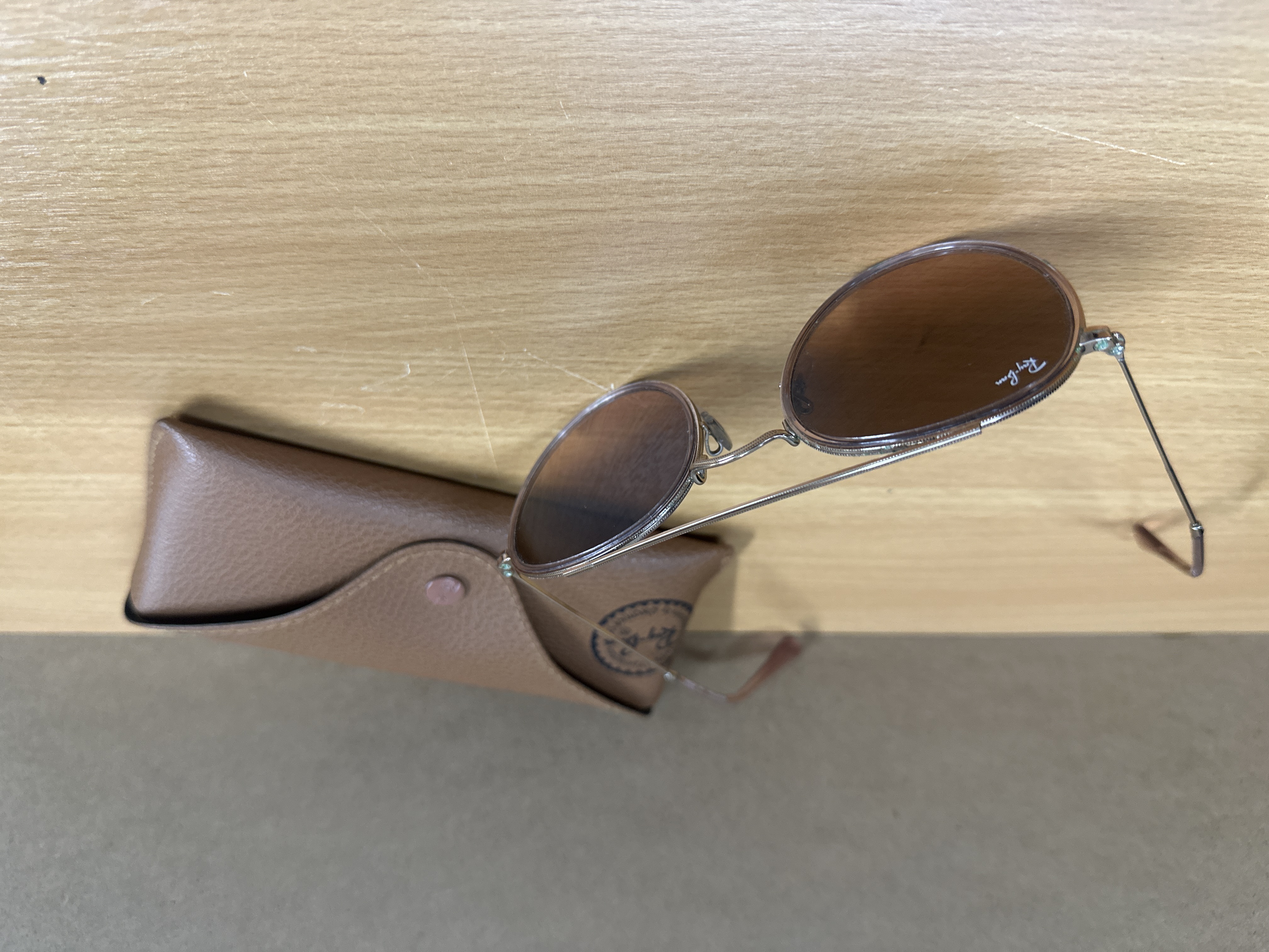 Lunettes de soleil Ray-Ban RC044 ovales