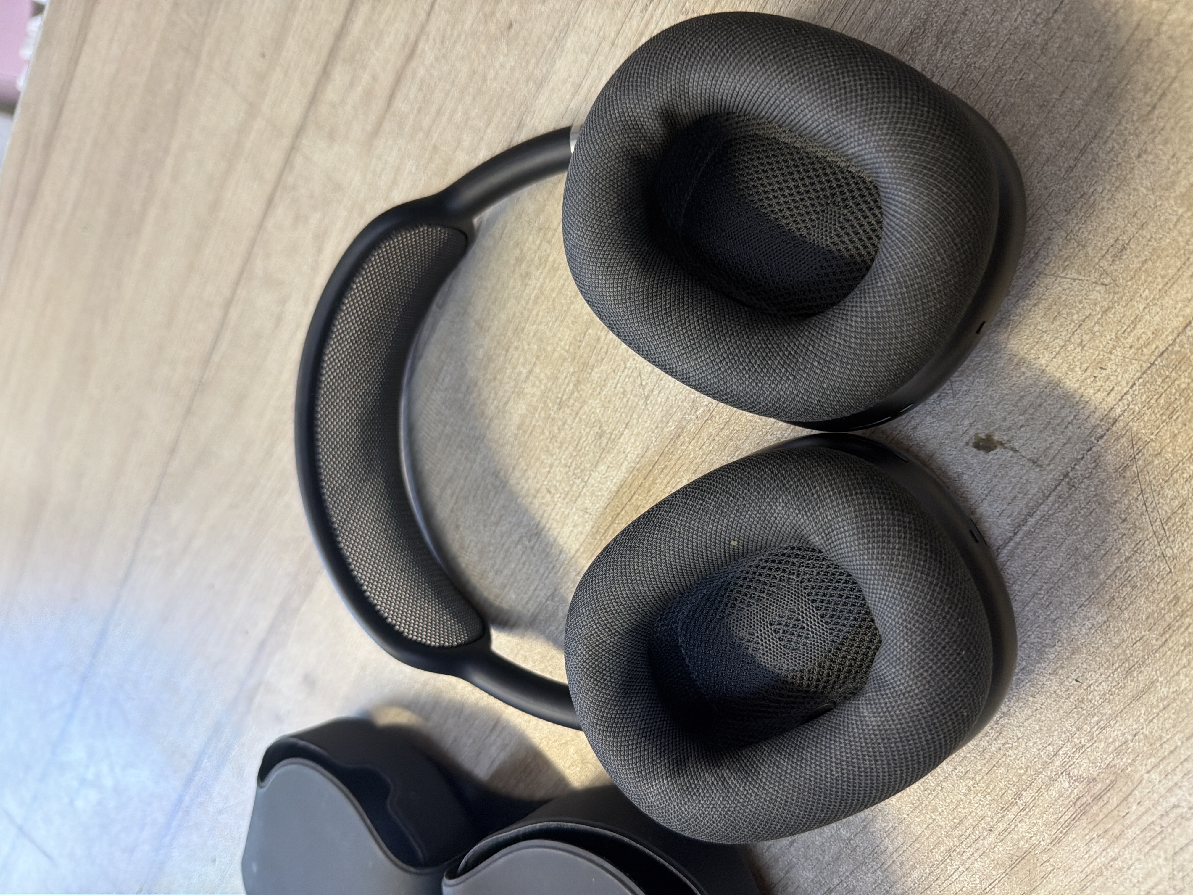 Apple AirPods Max avec Smart Case — photo 2