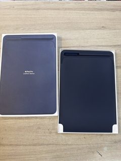 Apple iPad Pro Leather Sleeve 10,5 pouces bleu nuit