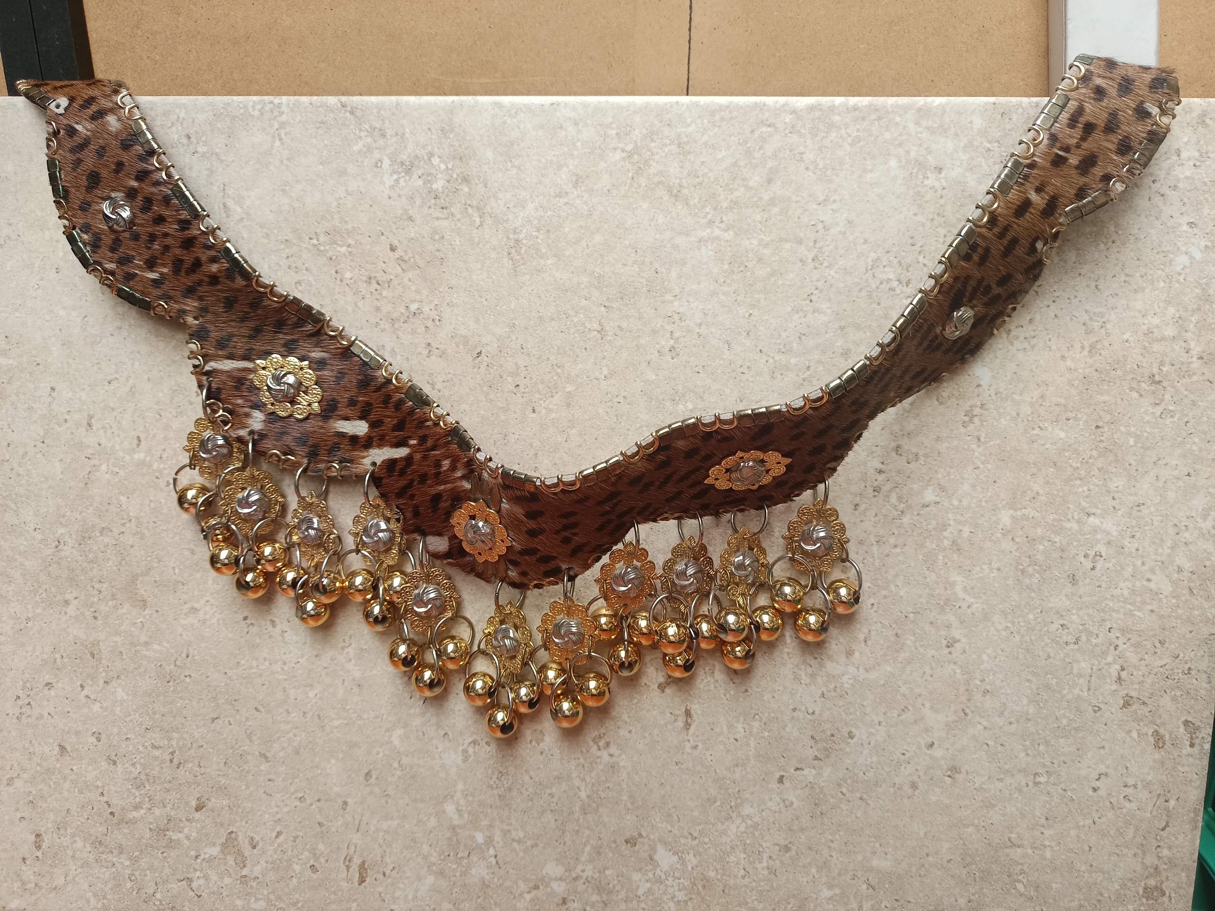 Ceinture danse du ventre décoratif brodé perles style léopard