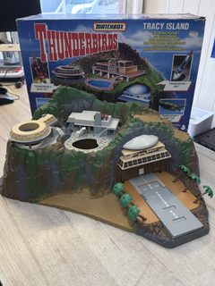 Matchbox Thunderbirds Tracy Island Electronic Playset avec boîte d'origine