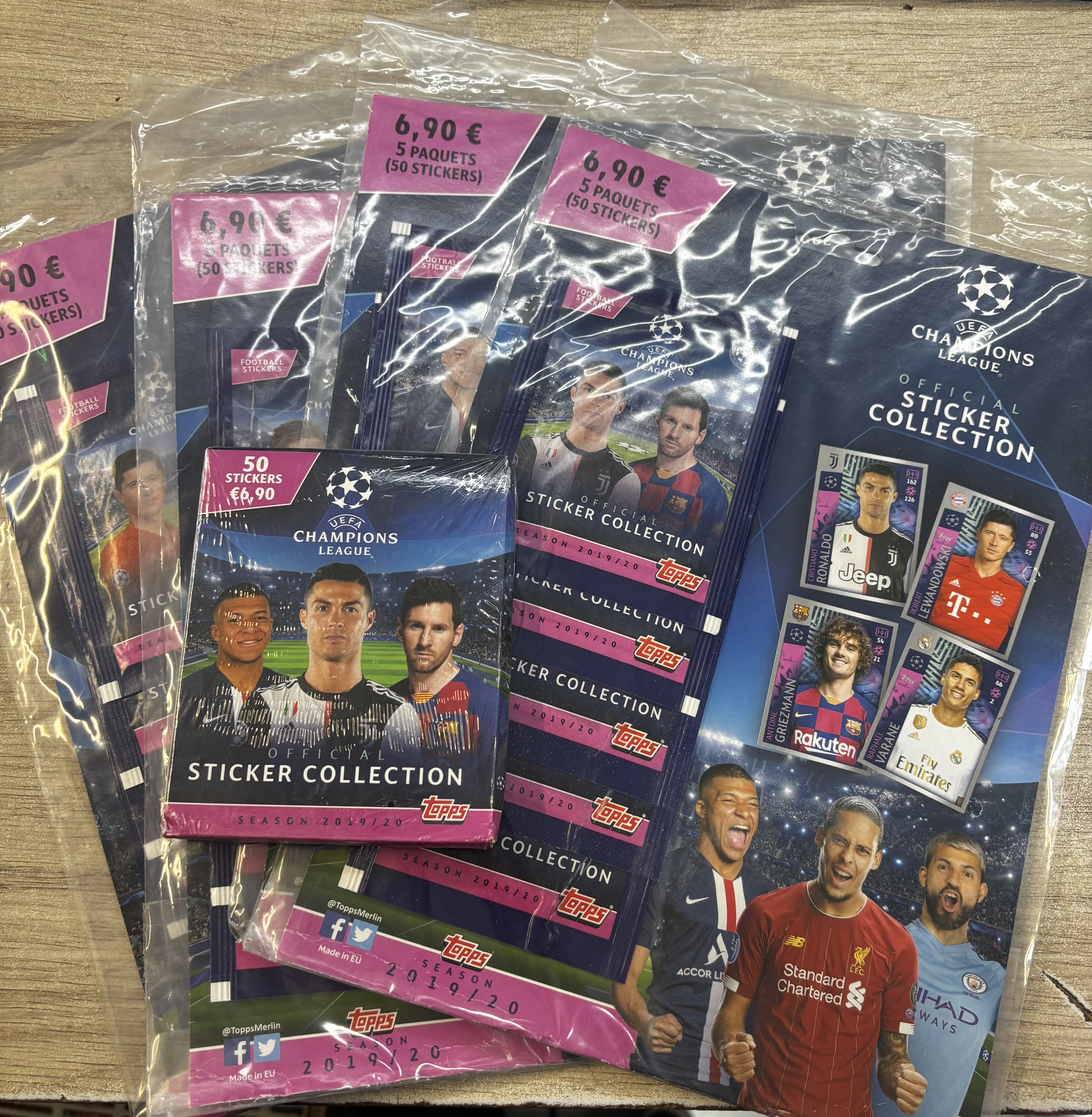 Topps UEFA Champions League Official Sticker Collection 2019/20 multipack