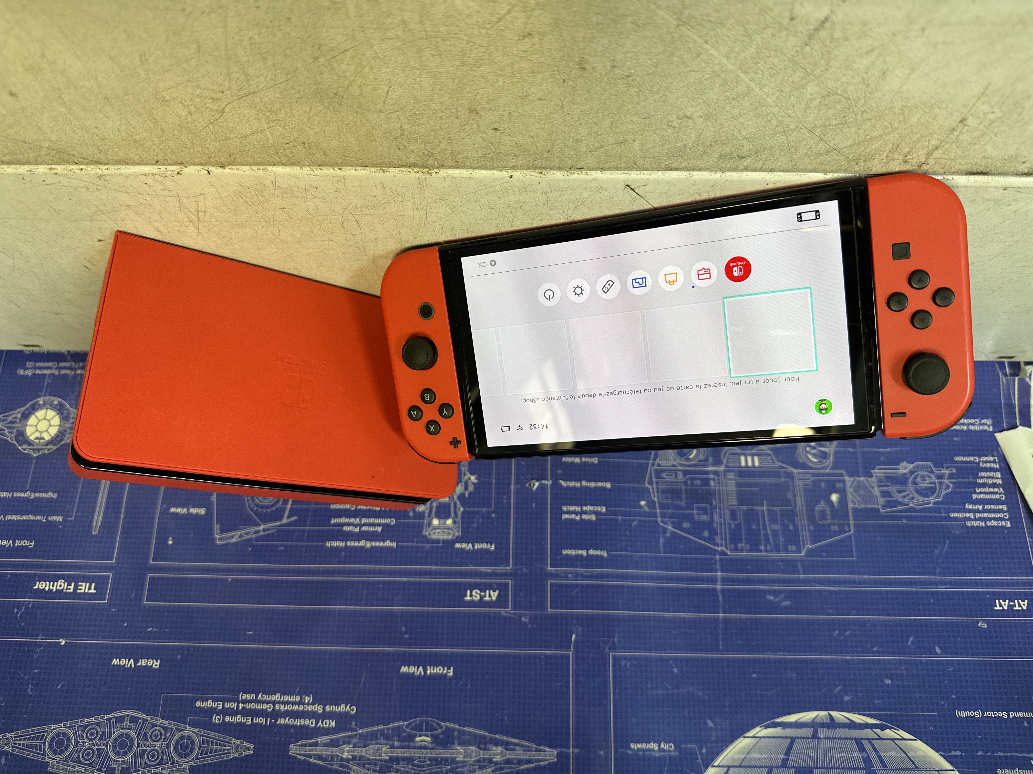 Console Nintendo Switch OLED édition rouge