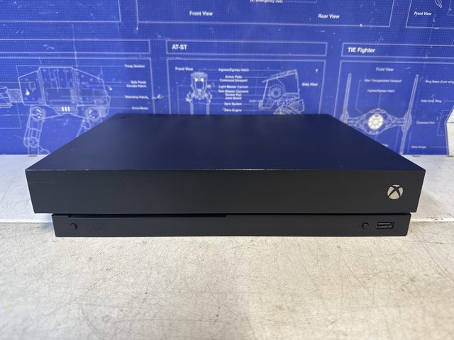 Console Xbox One X noire 1 To