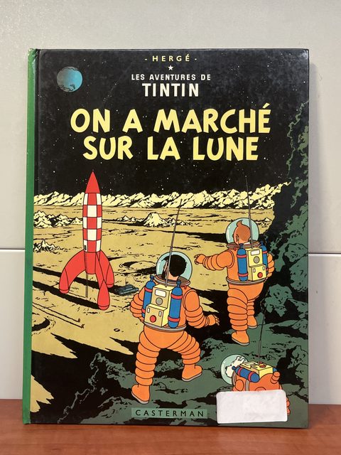 Les Aventures de Tintin - On a Marché sur la Lune (Hergé, Casterman)