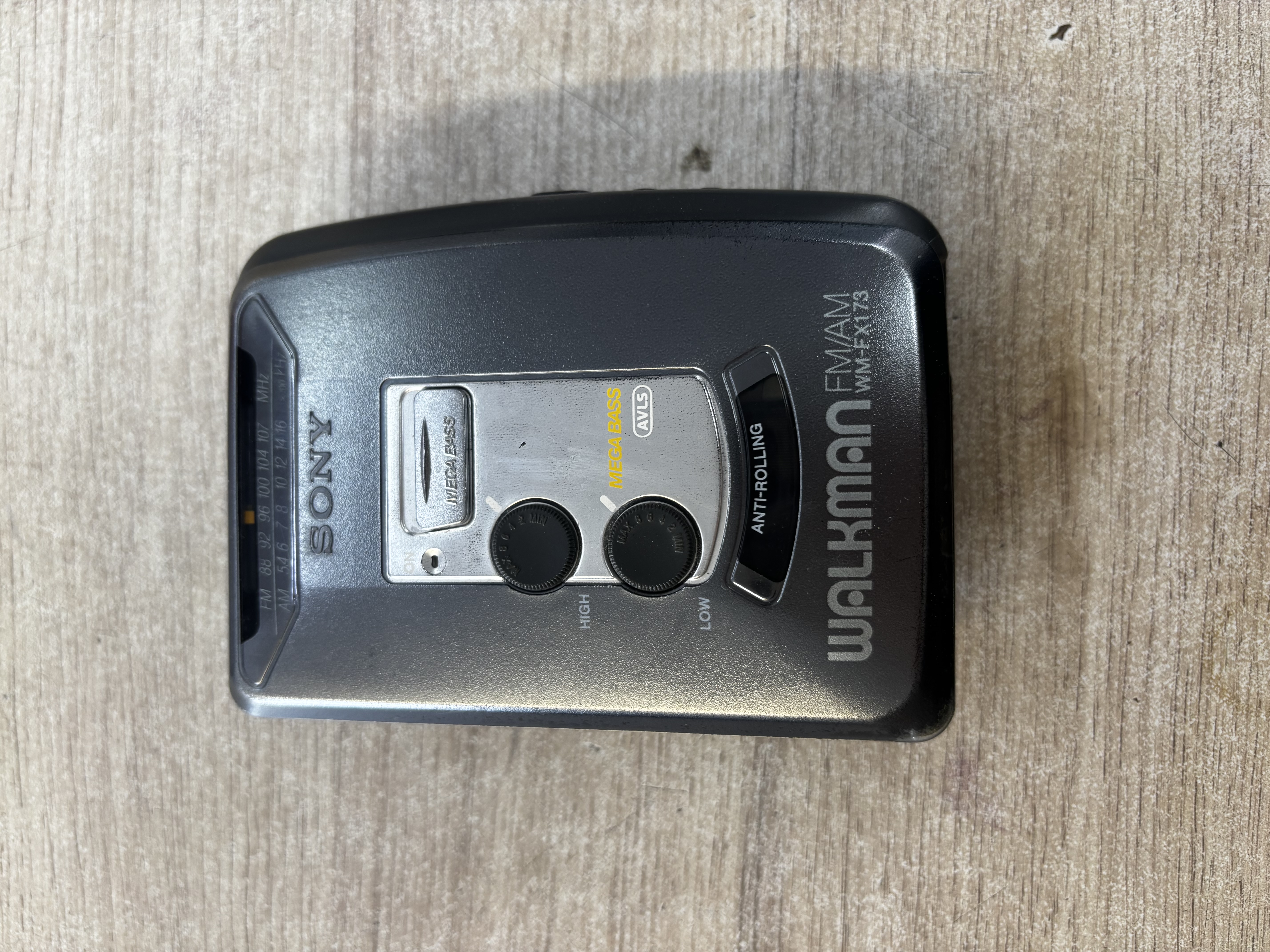 Sony Walkman WM-FX173 radio cassette