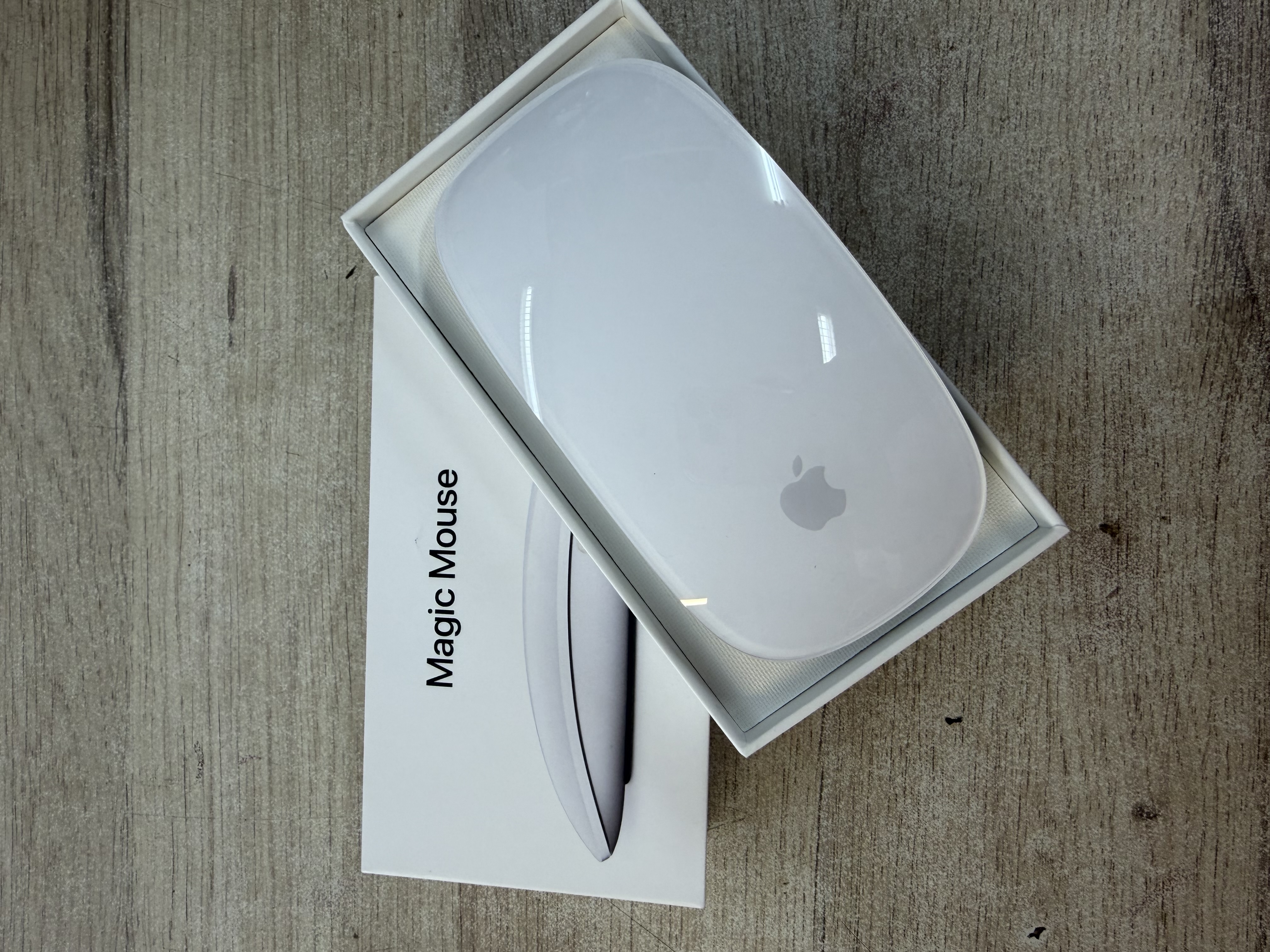 Apple Magic Mouse blanche