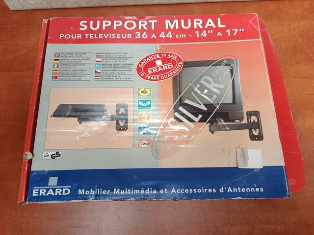 Support mural ERARD pour televiseur 36 a 44 cm / 14 a 17 pouces