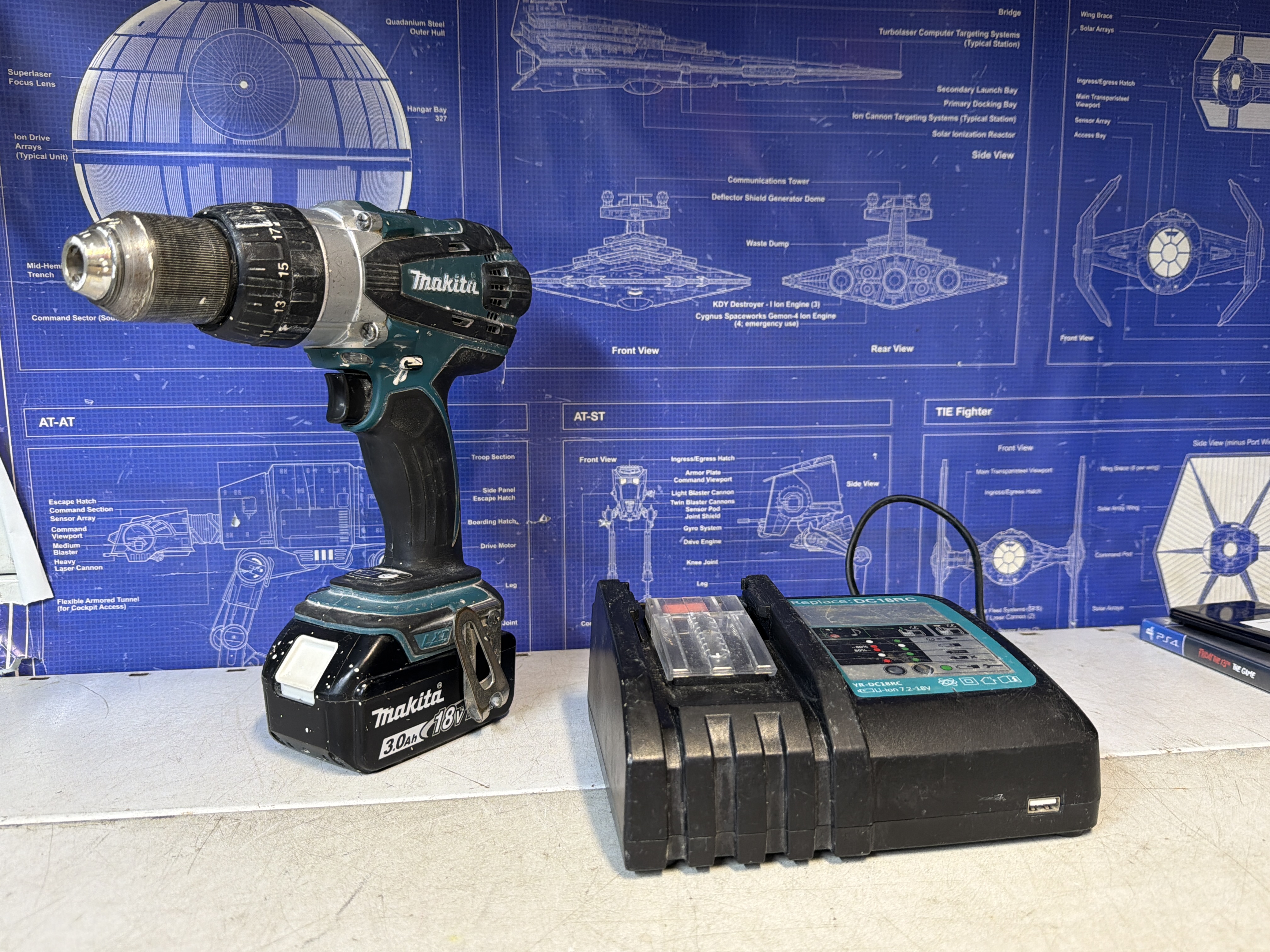 Perceuse-visseuse Makita DDF458 18V avec batterie et chargeur